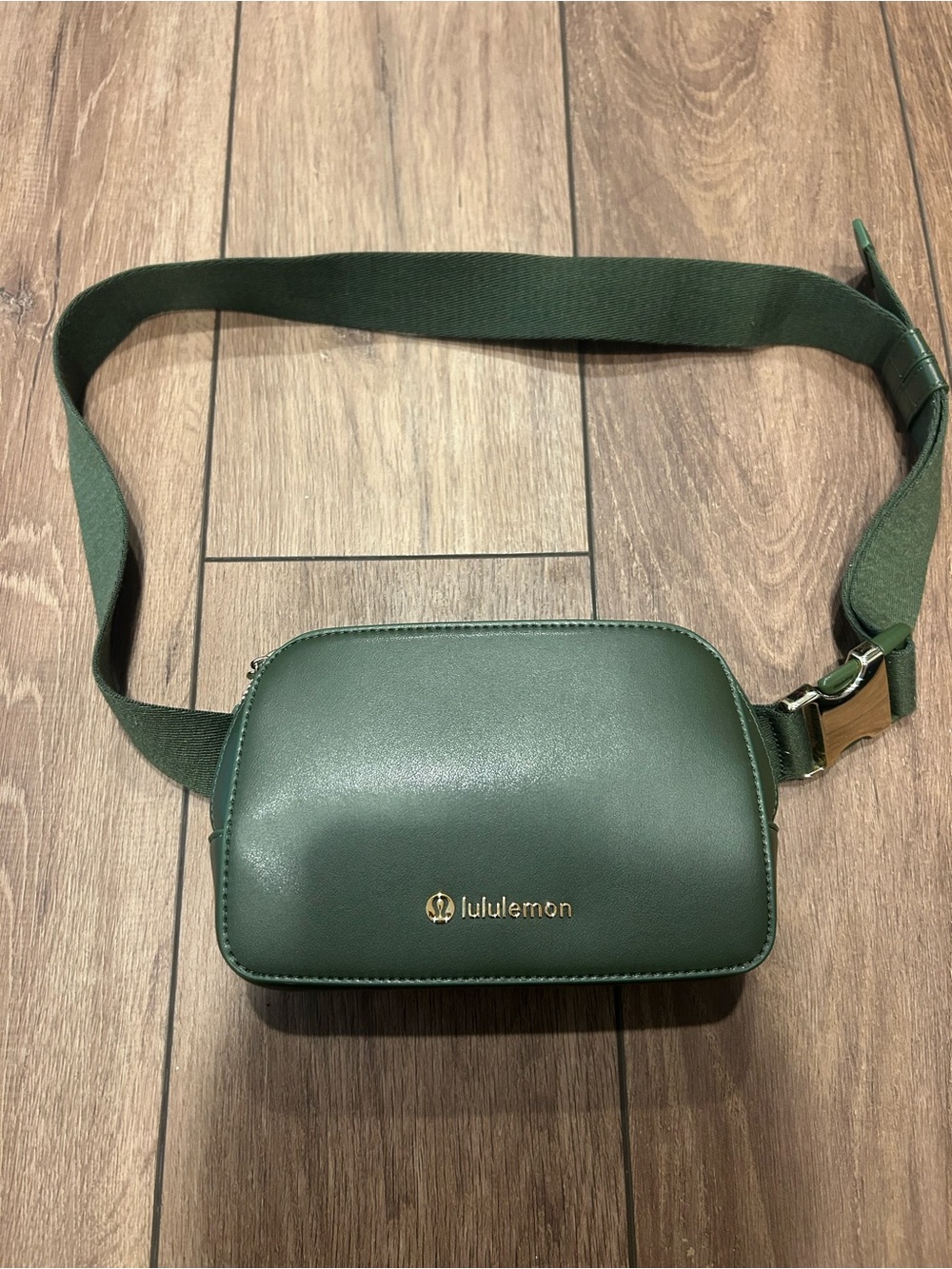 lululemon athletica Forest Green Crossbody Belt Bag